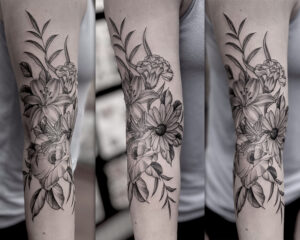 Zach Dole Brass Eagle Tattoo Peoria Black and Grey Flowers